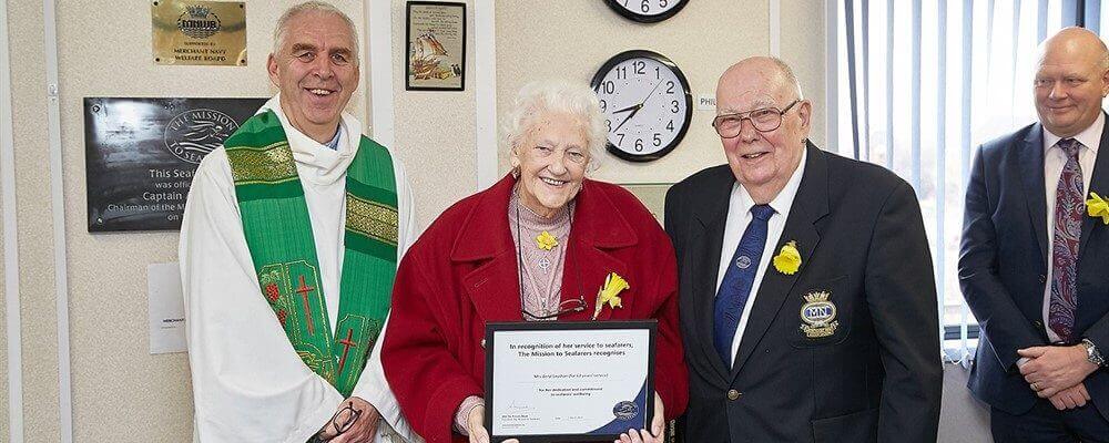 Volunteer Beryl Recognised With Award